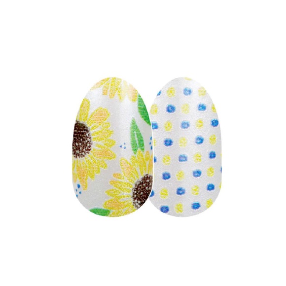 *Retired* Color Street: Sunflower Child | Floral Polka Dot Spring Summer Yellow - Picture 11 of 12